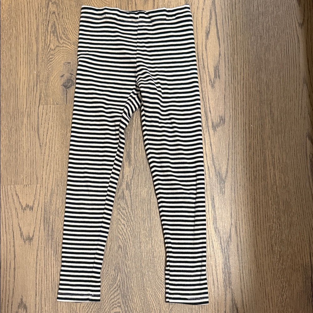H&M size 8 Striped Black and White ribbed Kids Leggings